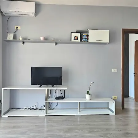 Celin * Sarande
